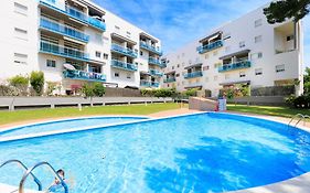Uhc Golden Pineda Apartments