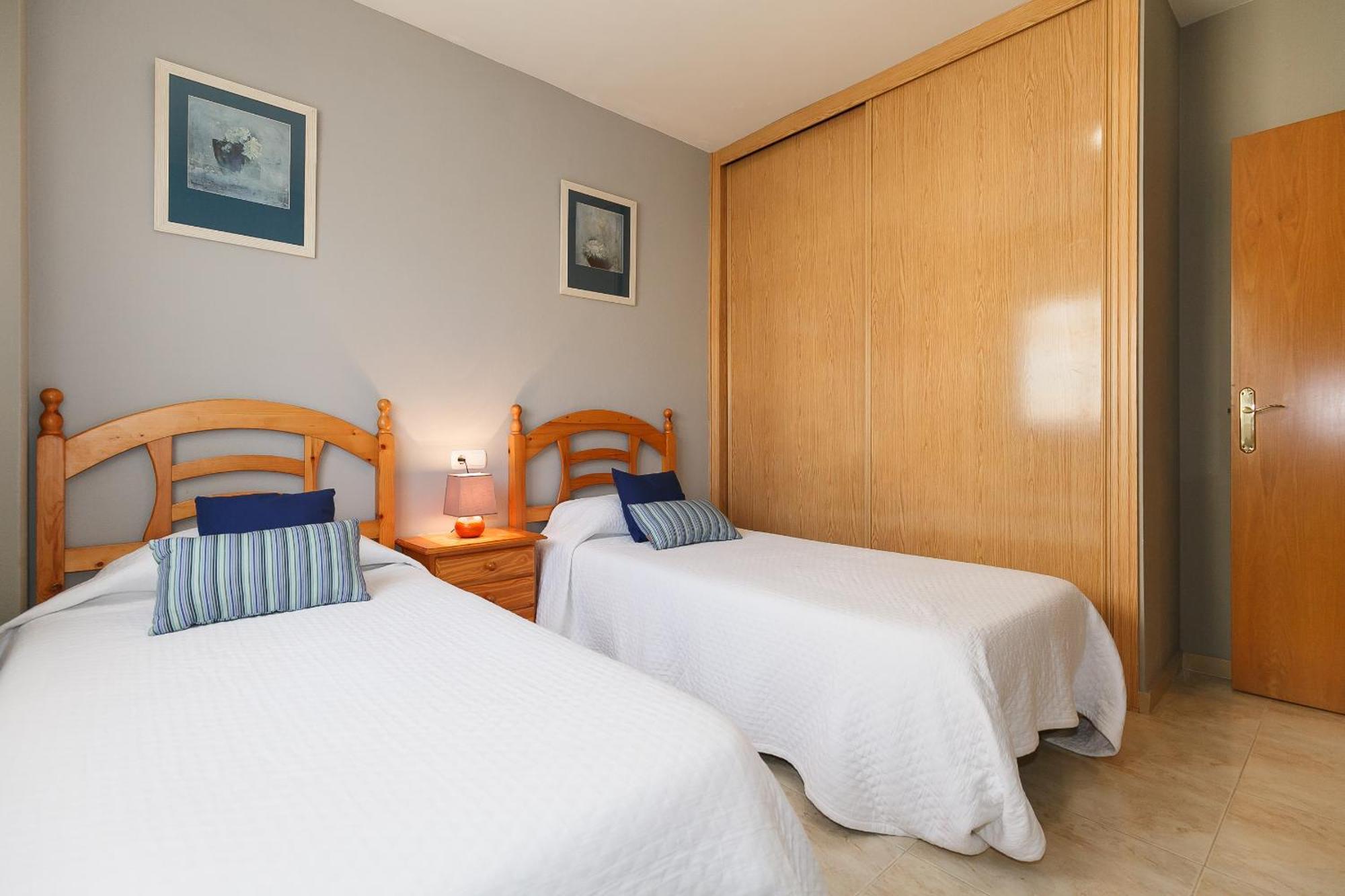 Uhc Golden Pineda Apartments La Pineda Habitación foto